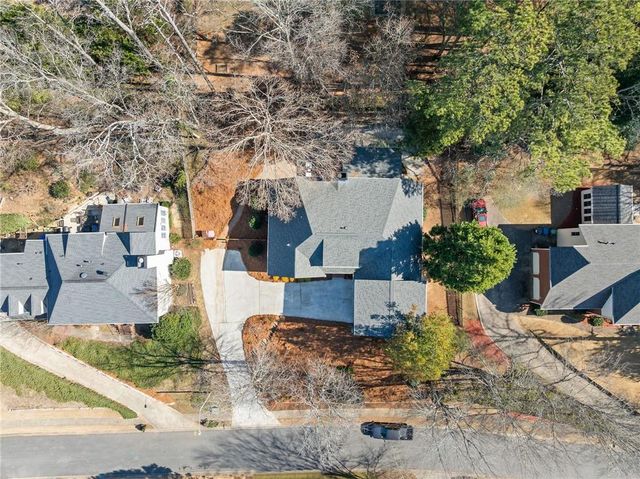 1704 Barrington Circle, Marietta, GA 30062