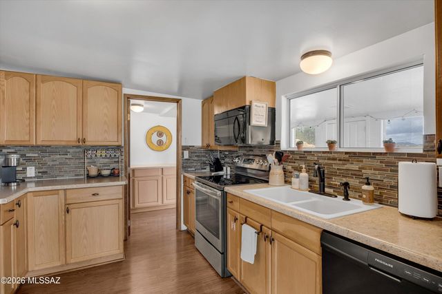 419 Elgin Road, Elgin, AZ 85611