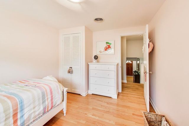 8922 Ewing Avenue, Evanston, IL 60203