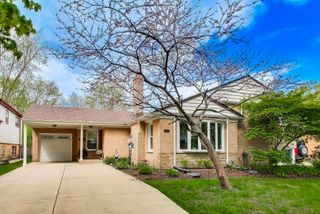 8922 Ewing Avenue, Evanston, IL 60203