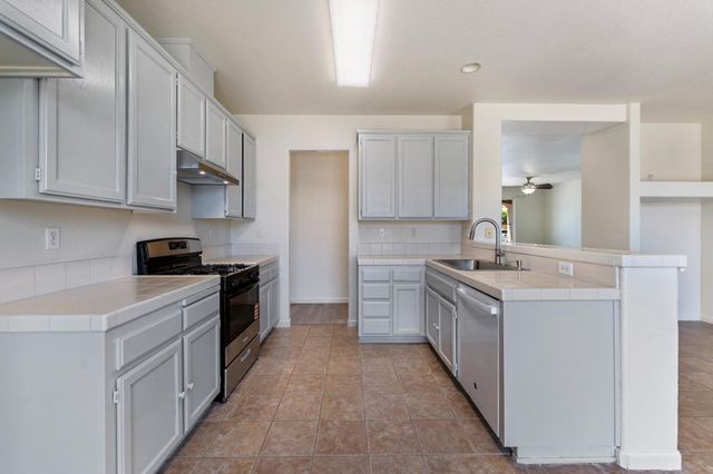 3 Mill Springs Court, Pittsburg, CA 94565