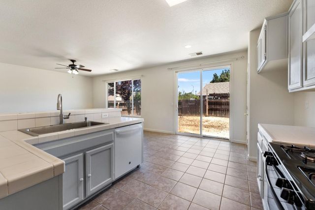 3 Mill Springs Court, Pittsburg, CA 94565