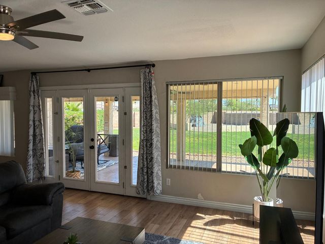 13717 N 80th Avenue, Peoria, AZ 85381