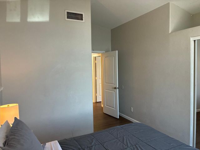 13717 N 80th Avenue, Peoria, AZ 85381