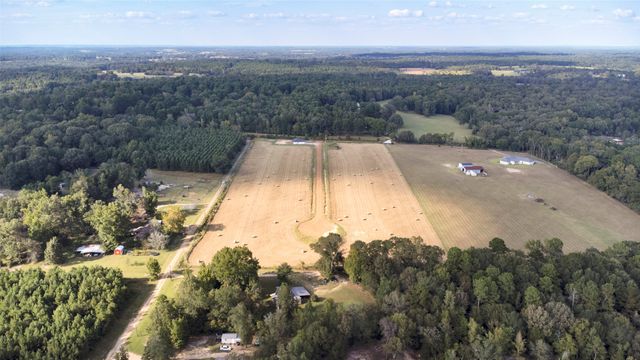 869 Private Road 3168, Gilmer, TX 75645