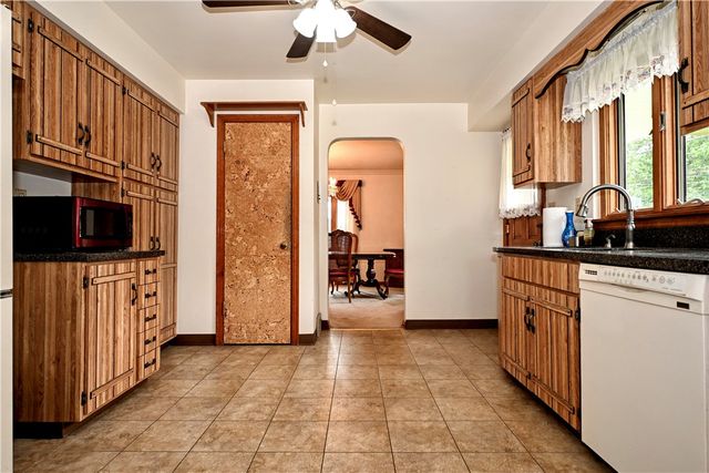 3512 Highland Ave, Finleyville, PA 15332