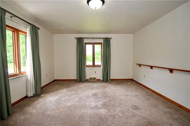 3512 Highland Ave, Finleyville, PA 15332