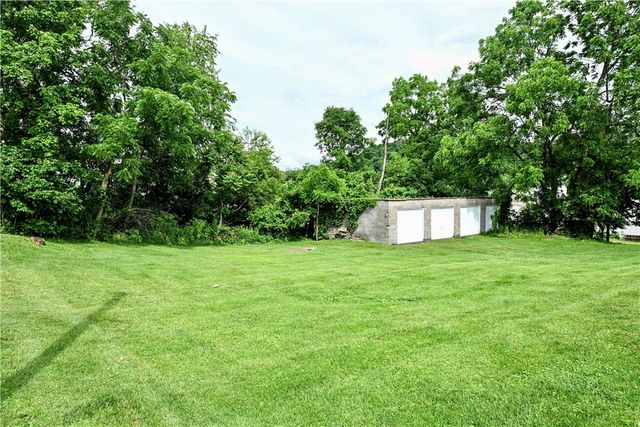 3512 Highland Ave, Finleyville, PA 15332