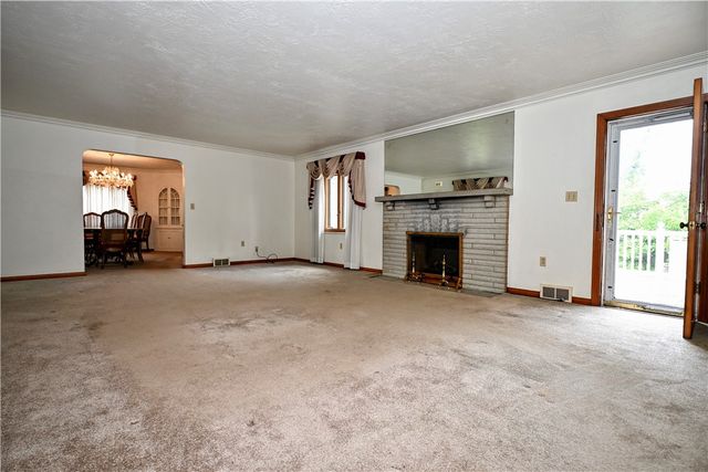 3512 Highland Ave, Finleyville, PA 15332