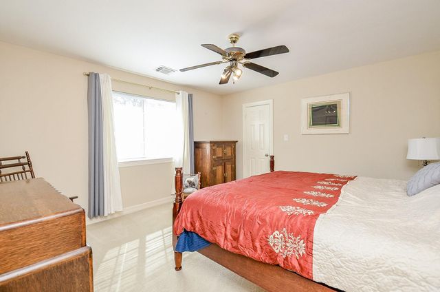 4714 Saint Michaels Court, Sugar Land, TX 77479