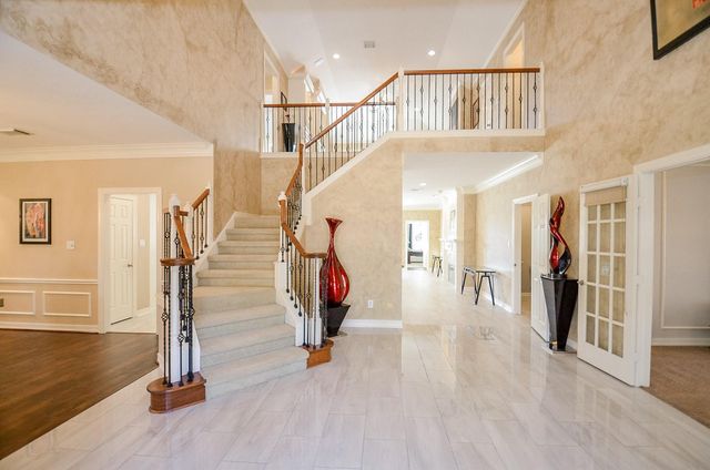 4714 Saint Michaels Court, Sugar Land, TX 77479