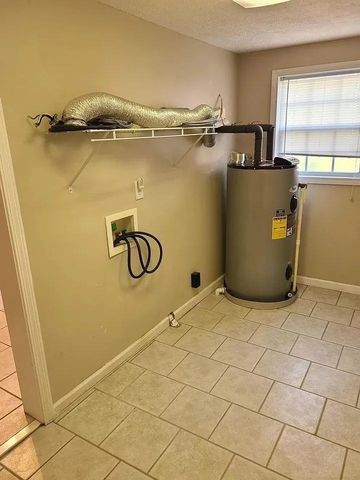 833 Cumberland Dr, Clarksville, TN 37040