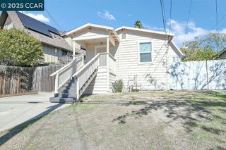 2381 Monterey Ave, Martinez, CA 94553