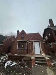 9165 Manor Street, Detroit, MI 48204
