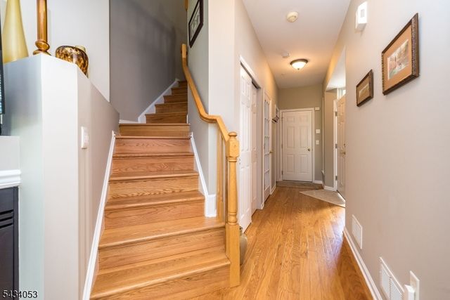 1274 Fairview Cir, Lopatcong Twp., NJ 08886