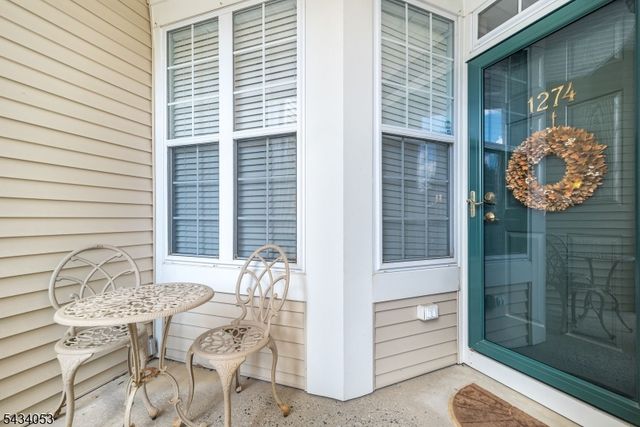 1274 Fairview Cir, Lopatcong Twp., NJ 08886
