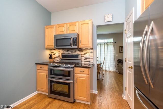 1274 Fairview Cir, Lopatcong Twp., NJ 08886