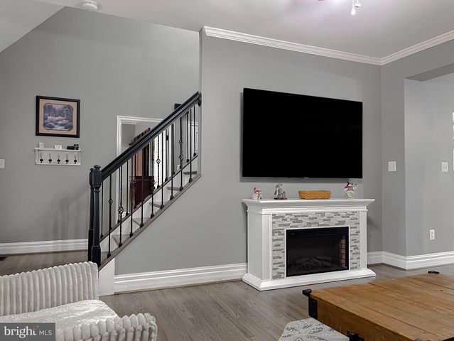 400 ADELINA RD, Prince Frederick, MD 20678