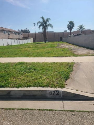 572 West, Upland, CA 91786