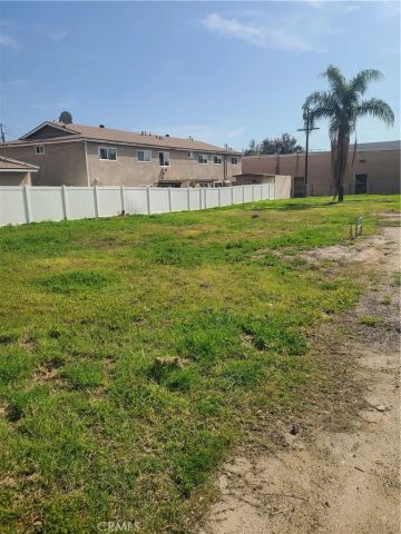 572 West, Upland, CA 91786