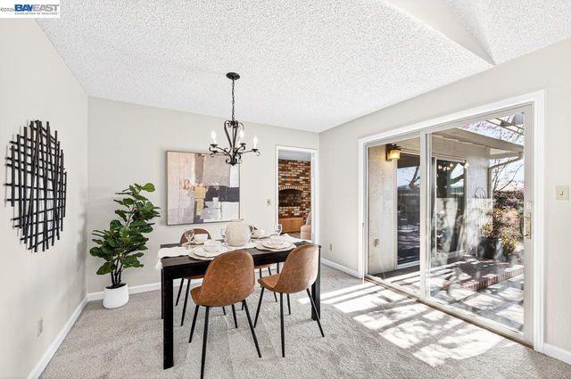 555 Ontario Dr, Livermore, CA 94550