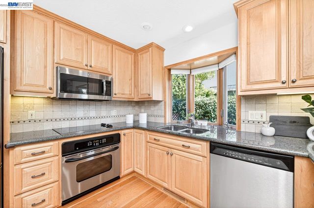 555 Ontario Dr, Livermore, CA 94550