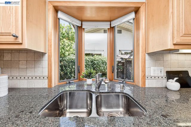 555 Ontario Dr, Livermore, CA 94550