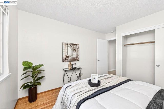 555 Ontario Dr, Livermore, CA 94550