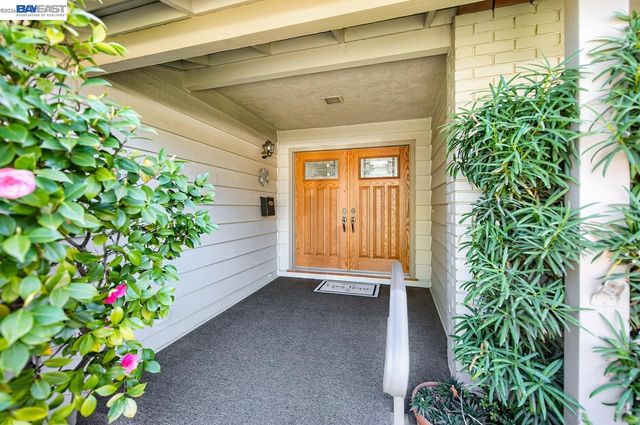 555 Ontario Dr, Livermore, CA 94550