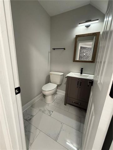 2511 Thorngate Drive, Acworth, GA 30101