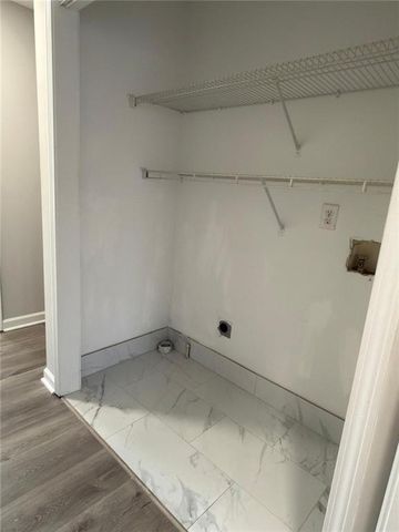 2511 Thorngate Drive, Acworth, GA 30101