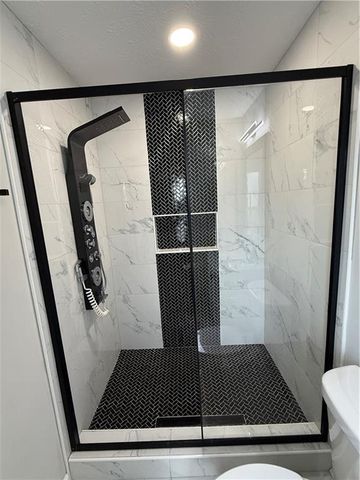 2511 Thorngate Drive, Acworth, GA 30101