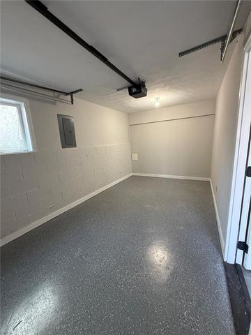 2511 Thorngate Drive, Acworth, GA 30101