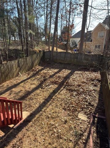 2511 Thorngate Drive, Acworth, GA 30101