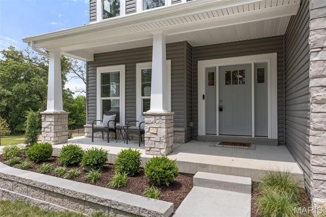 402 Spears Street, St Louis, MO 63127