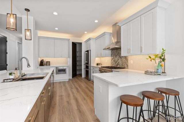 402 Spears Street, St Louis, MO 63127