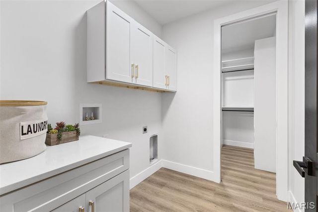 402 Spears Street, St Louis, MO 63127