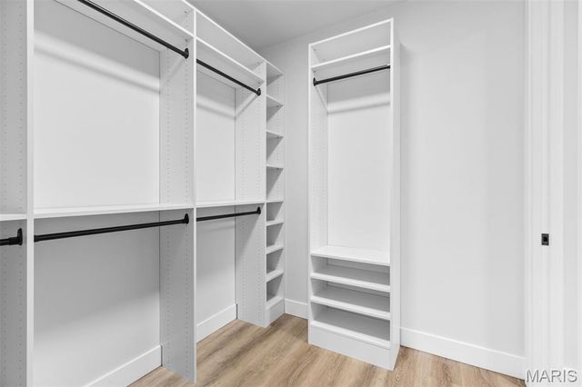 402 Spears Street, St Louis, MO 63127