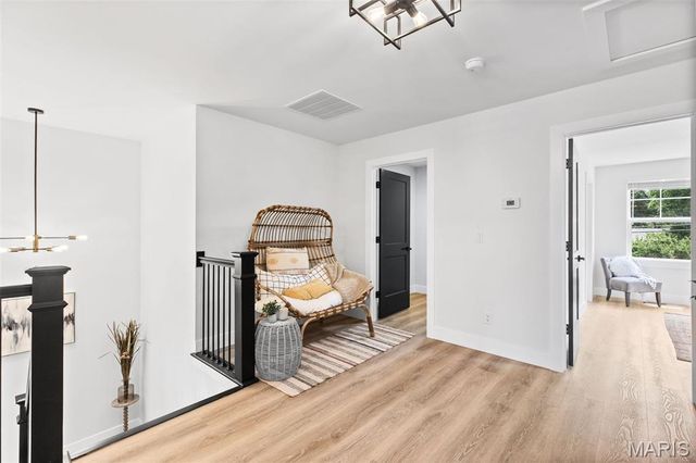 402 Spears Street, St Louis, MO 63127