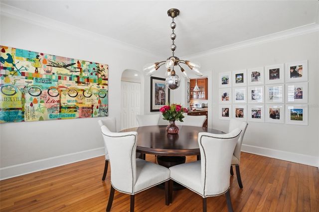 126 22ND AVENUE NE, St Petersburg, FL 33704