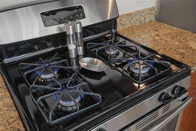 126 22ND AVENUE NE, St Petersburg, FL 33704