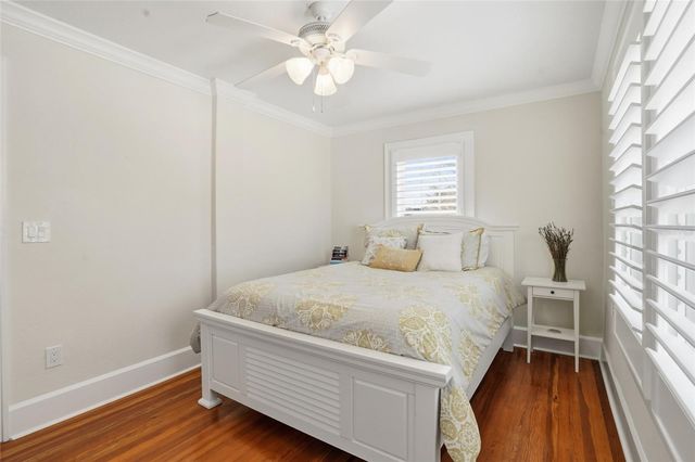 126 22ND AVENUE NE, St Petersburg, FL 33704