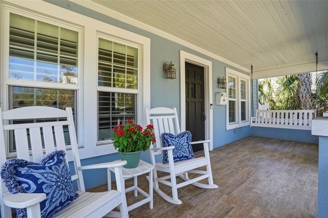 126 22ND AVENUE NE, St Petersburg, FL 33704