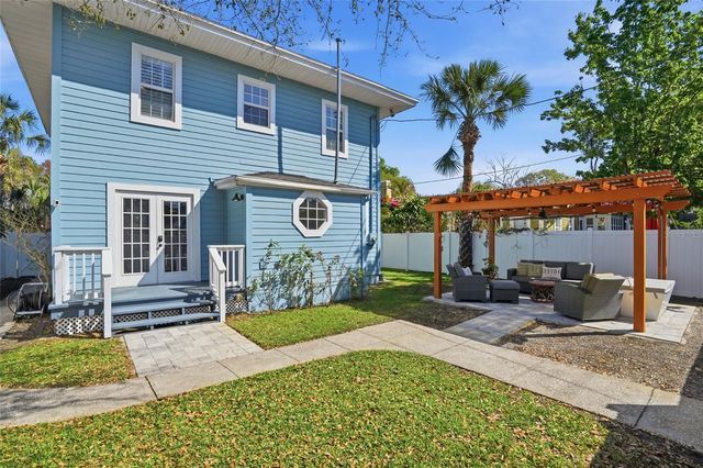 126 22ND AVENUE NE, St Petersburg, FL 33704
