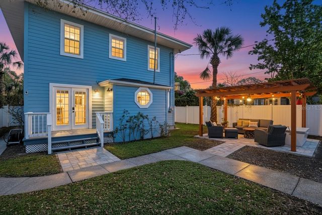 126 22ND AVENUE NE, St Petersburg, FL 33704