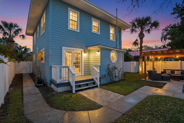 126 22ND AVENUE NE, St Petersburg, FL 33704