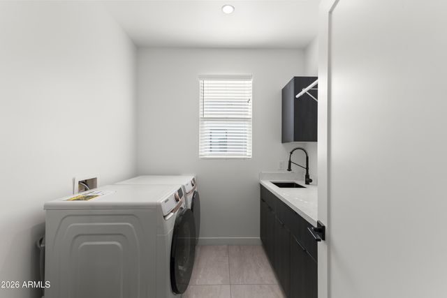2826 N 28TH Place, Phoenix, AZ 85008