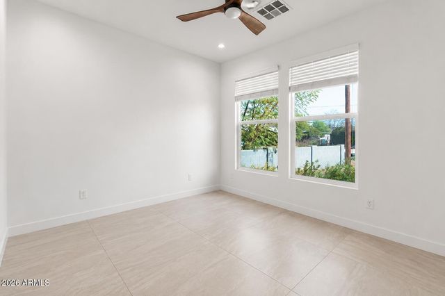 2826 N 28TH Place, Phoenix, AZ 85008