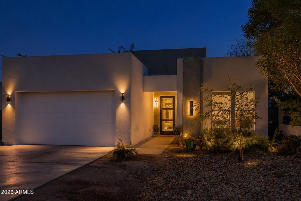 2826 N 28TH Place, Phoenix, AZ 85008 — exterior