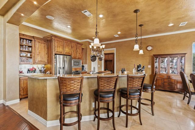 1131 Fountain Creek Boulevard, Pottsboro, TX 75076